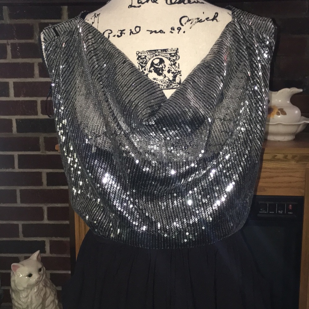 GUC Snap sequin open back dress